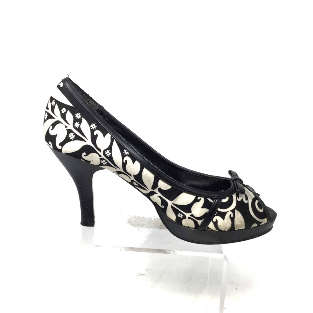 Maurices Women's Shoes Sz Us 9.5 Black White Heels - Picture 2 of 8
